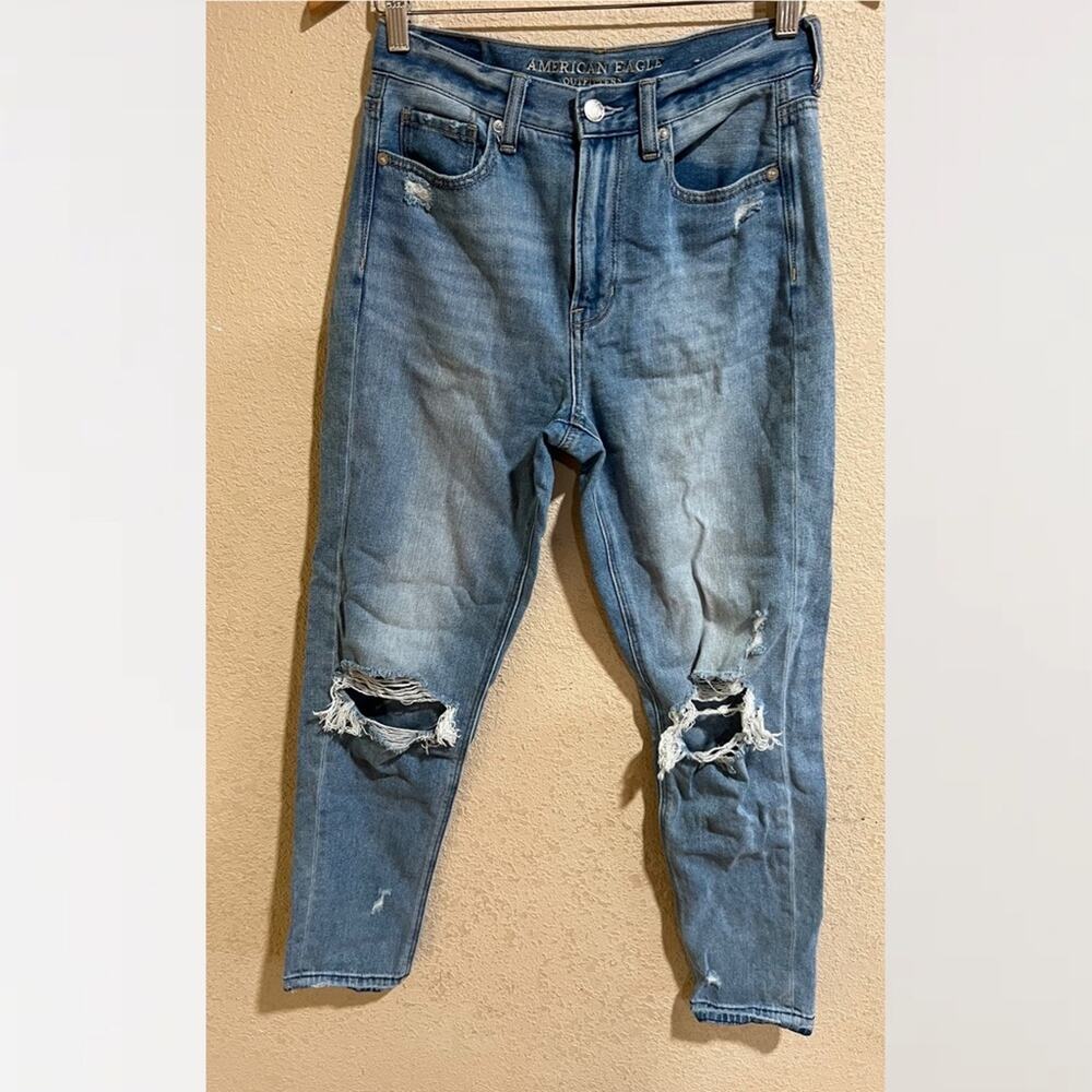 American Eagle Outfitters AEO high rise distressed mom jean